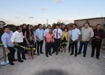 Amarante recebe visita do governador Wellington Dias e tem obras inauguradas